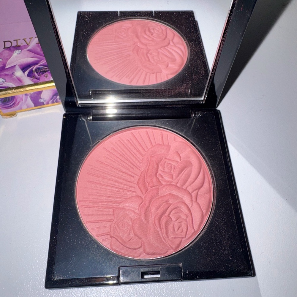 Pat McGrath Divine Blush - Purple and Gold - Picture 2 of 2